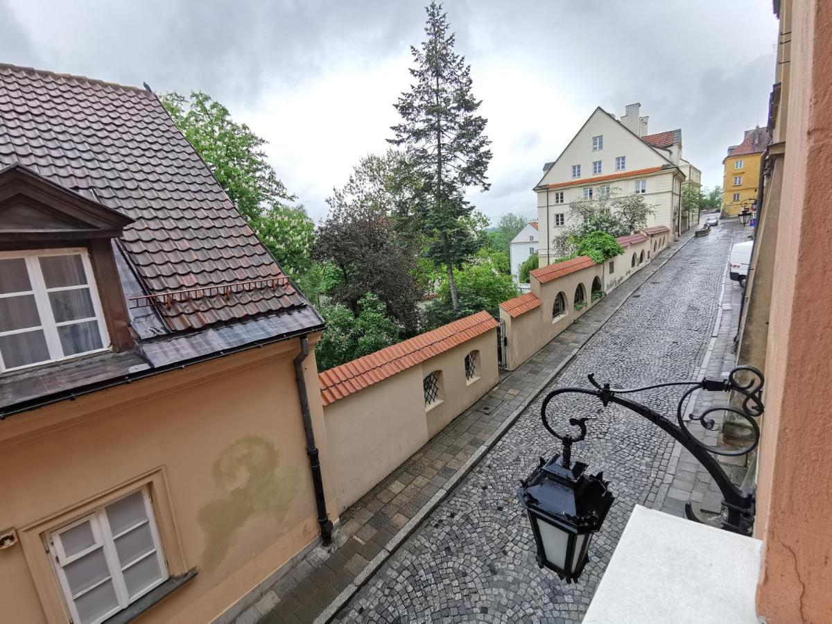 Cozy Room In The Old Town Варшава Экстерьер фото