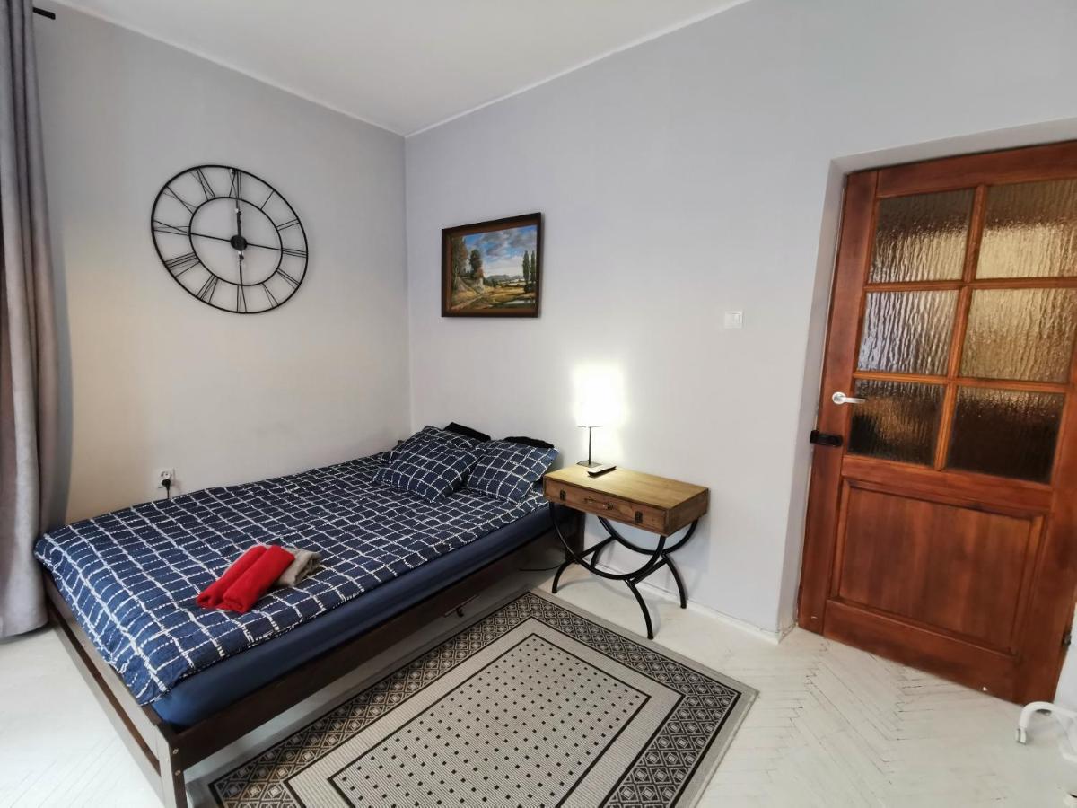 Cozy Room In The Old Town Варшава Экстерьер фото